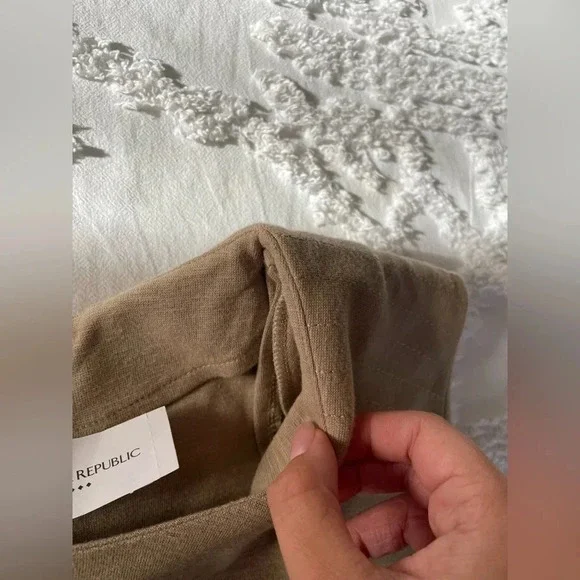 Banana Republic Slub Trapunto T-Shirt - Picture 3 of 11